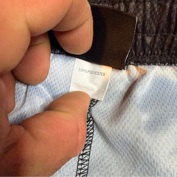 Invicta kuru men’s large mash mesh style shorts no liner 5” inseam - Picture 6 of 11